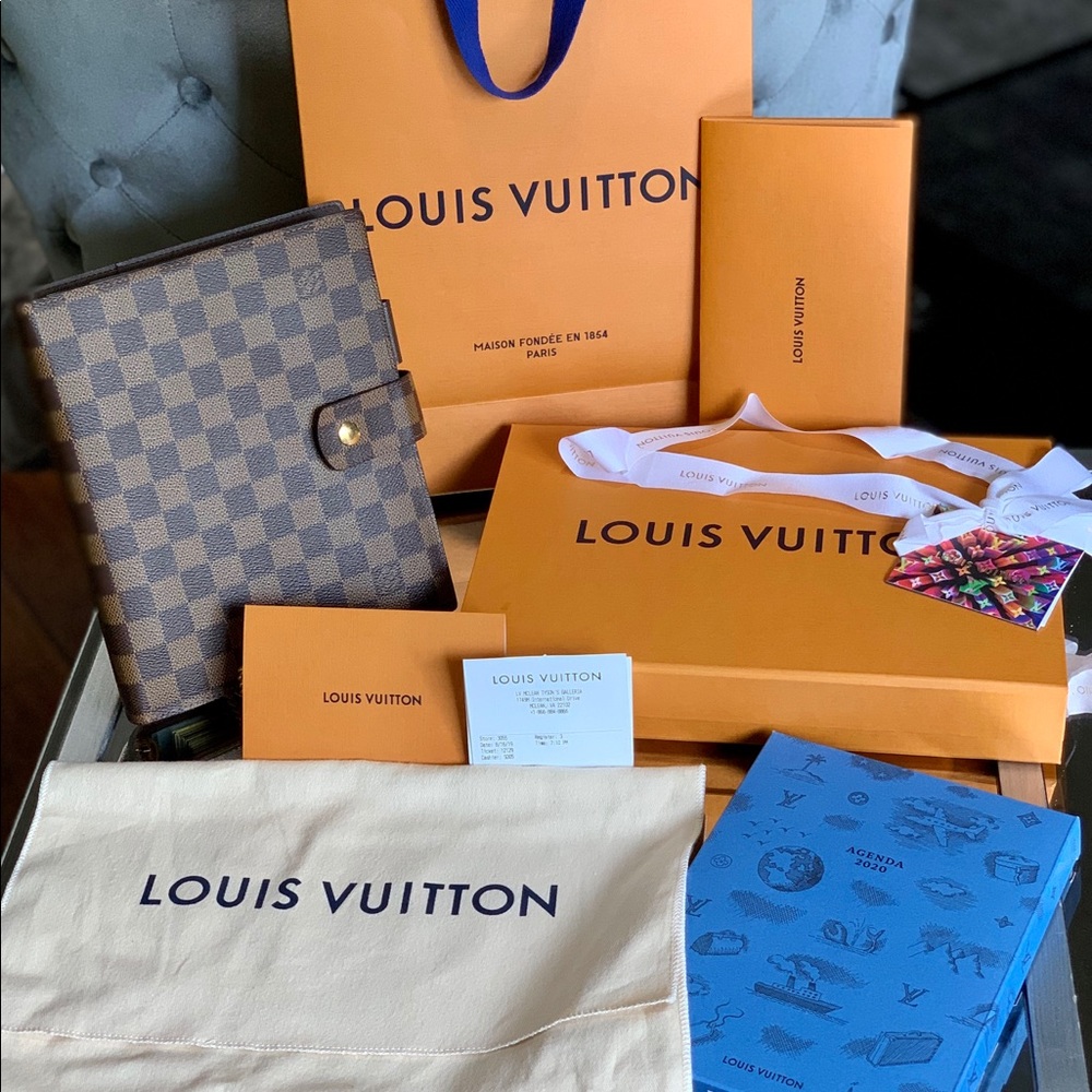 ♦️SOLD ♦️Louis Vuitton GM Agenda - Authentic -